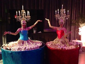 photoStrolling Tables -NY-Miami-Las Vegas