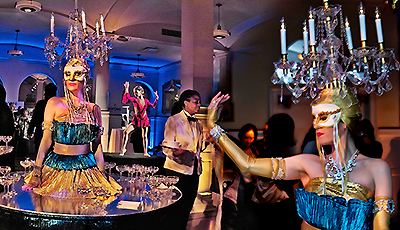 strolling_table_main_big2